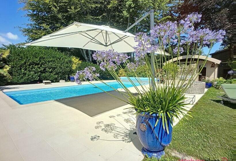 Bed and Breakfast La Maison De L Odet