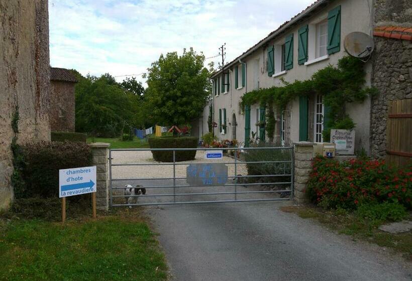 Bed and Breakfast La Revaudiere