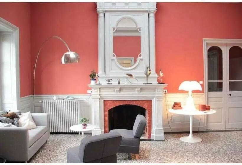 Aamiaismajoitus (B&B) La Villa Des Charmilles