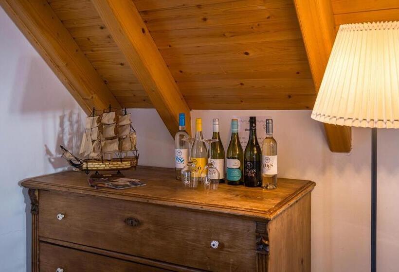 Bed and Breakfast Tagyon Birtok Royal Apartmanház