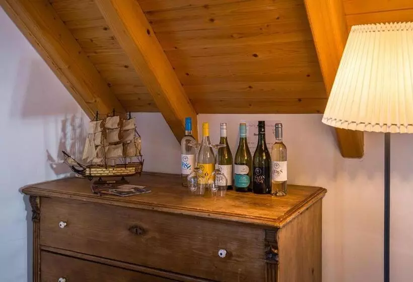 Aamiaismajoitus (B&B) Tagyon Birtok Royal Apartmanház