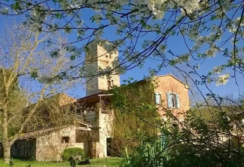 Hotelli Capannacce Organic And Horse Farm