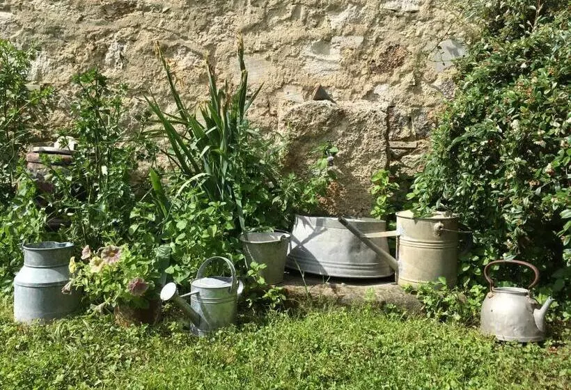 Hotelli Capannacce Organic And Horse Farm