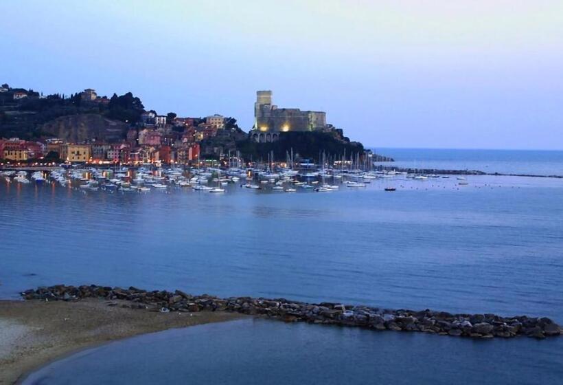 膳宿费 Affittacamere In Piazzetta Da Vasco