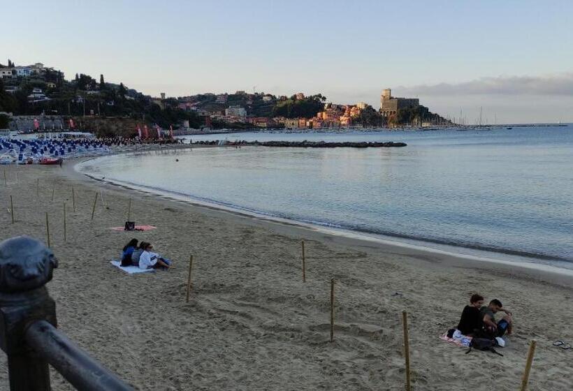 膳宿费 Affittacamere In Piazzetta Da Vasco