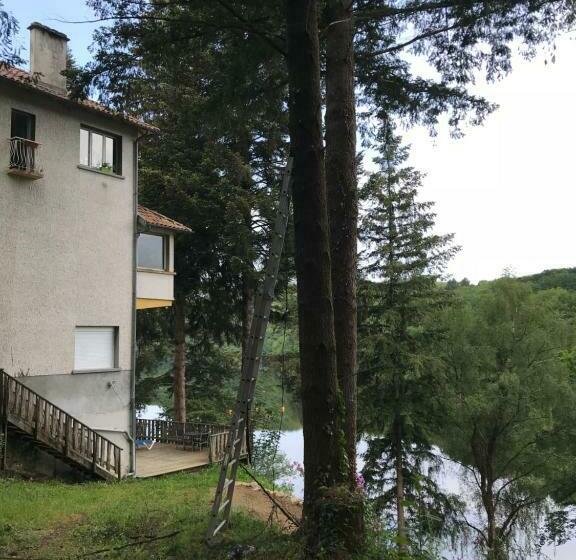 פנסיון Le Chalet Du Lac