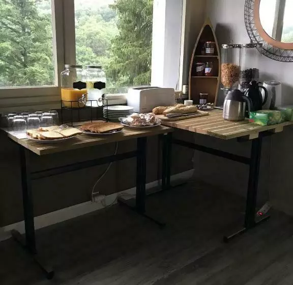 ペンション Le Chalet Du Lac