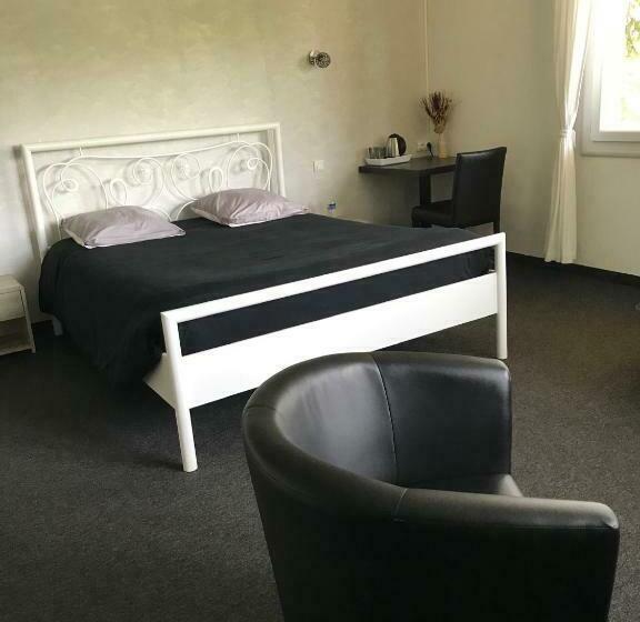 פנסיון Le Chalet Du Lac