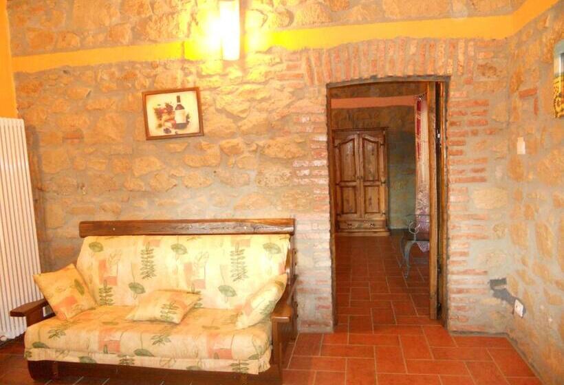 هتل Agriturismo Le Grotte