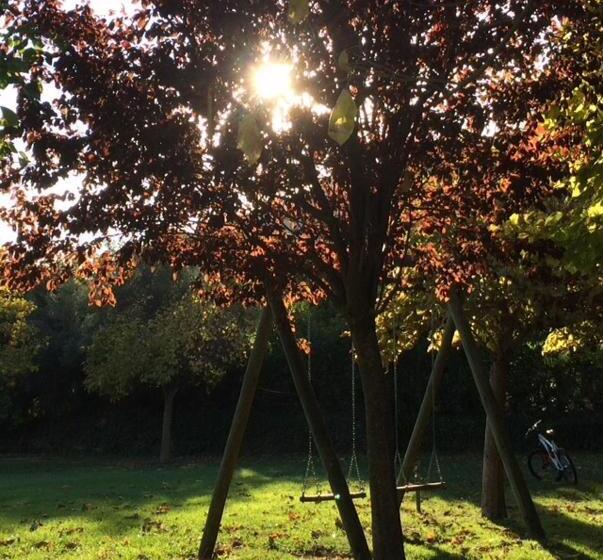 هتل Agriturismo Le Grotte