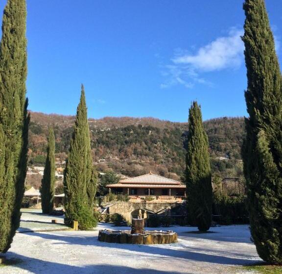 هتل Agriturismo Le Grotte