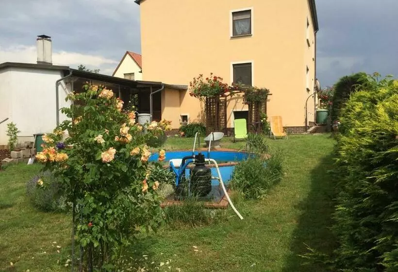 ペンション Gästehaus Schirner