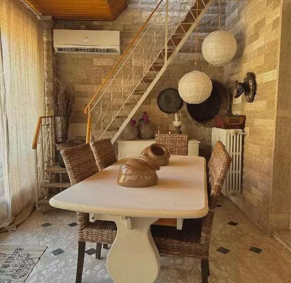 Aamiaismajoitus (B&B) Dolce Farinella