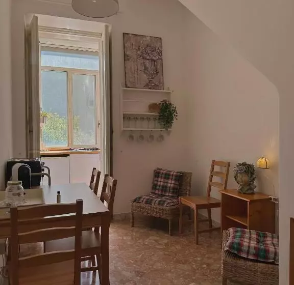 Aamiaismajoitus (B&B) Dolce Farinella