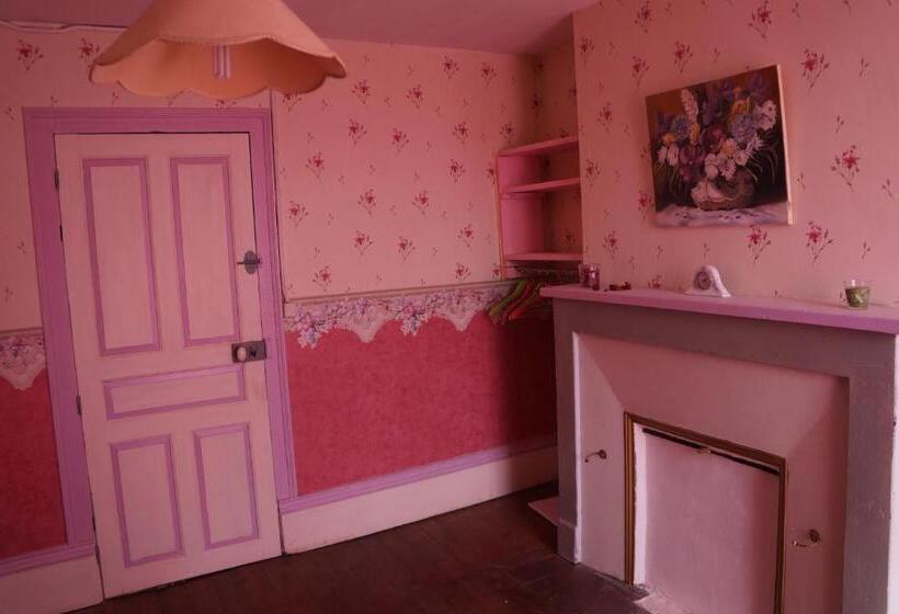 민박 La Grille Fleurie, Chambres D Hôte Chez L Habitant