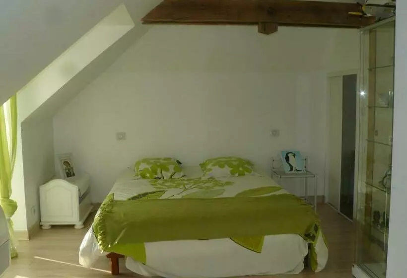 ベッドアンドブレックファースト La Grouas