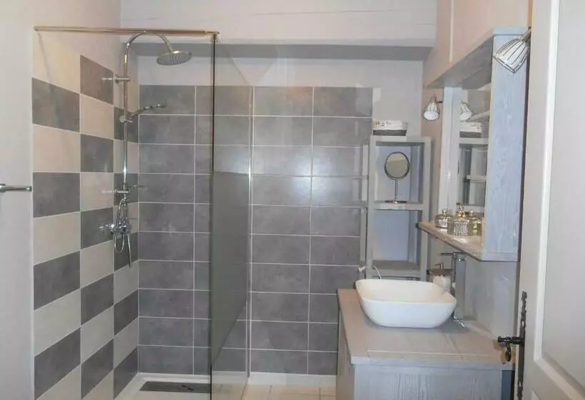 Aamiaismajoitus (B&B) Les Chambres D Hôtes Du Rouyre