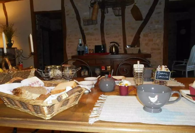 Aamiaismajoitus (B&B) Les Chambres D Hôtes Du Rouyre