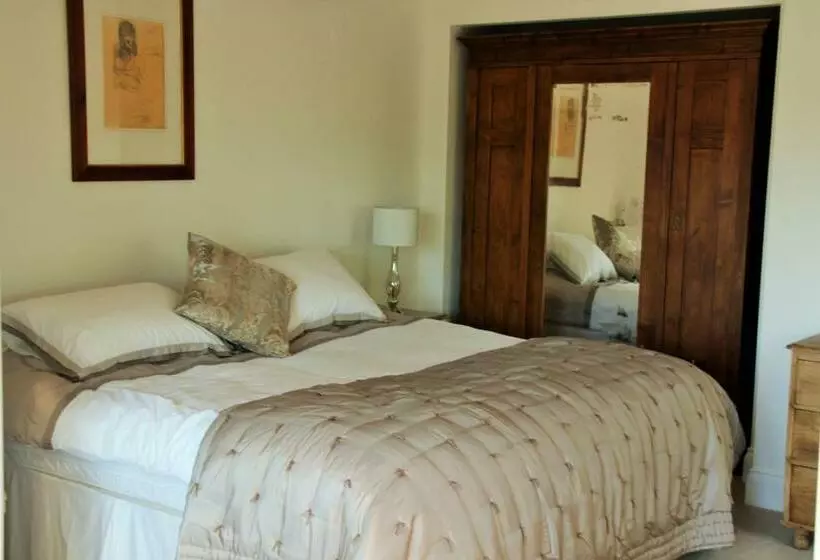 Aamiaismajoitus (B&B) Watchcombe House