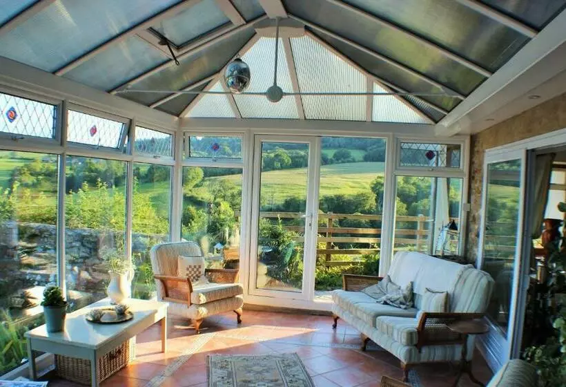 Aamiaismajoitus (B&B) Watchcombe House