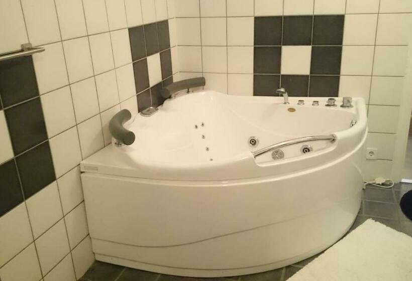 Bed and Breakfast Guest House Tidaholm