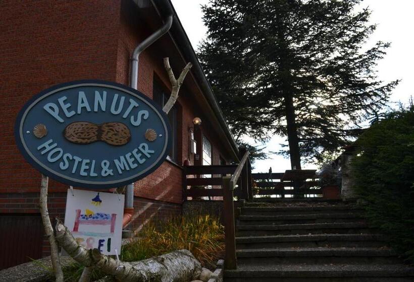 Peanuts Hostel & Meer