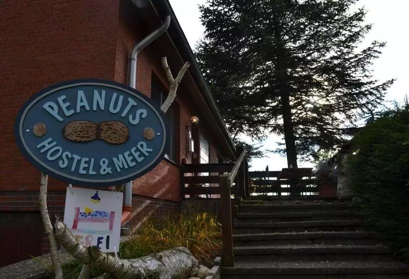 Peanuts Hostel & Meer