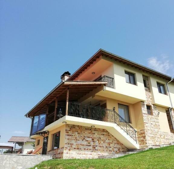 Pensão Divna Guest House