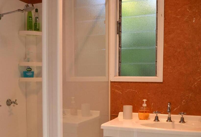 펜션 Pitstop Lodge Guesthouse B&b