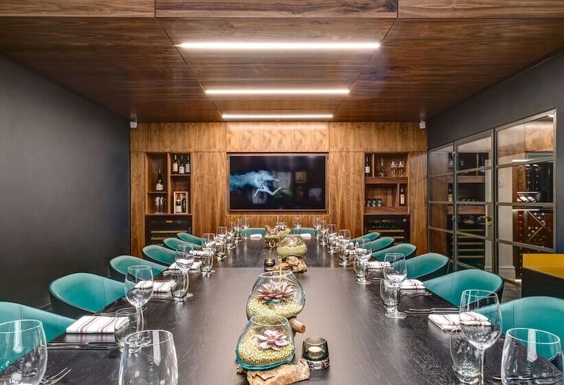 Otel Apex Temple Court