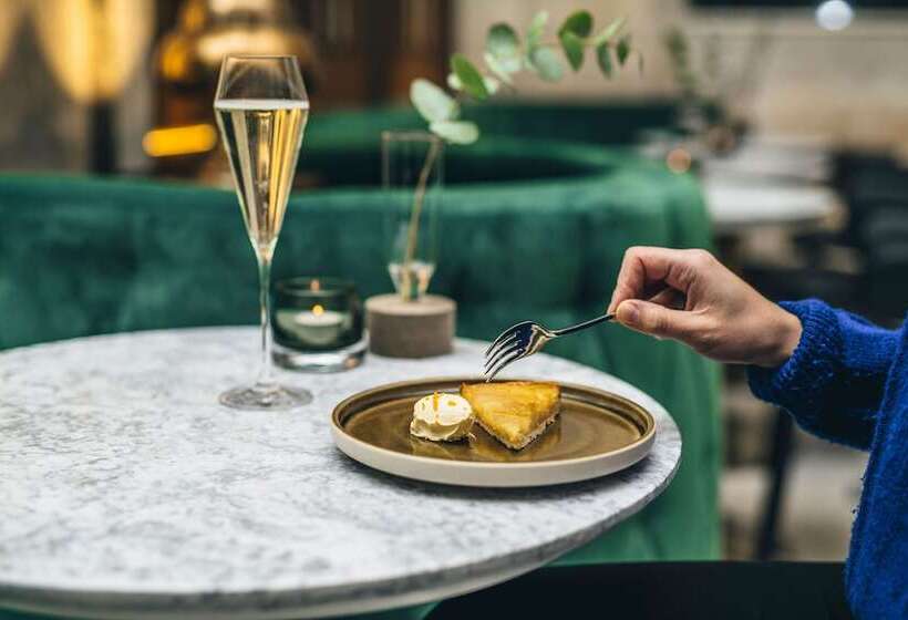 Otel Apex Temple Court