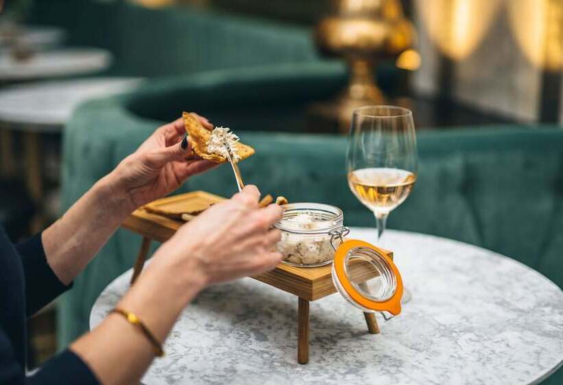 Otel Apex Temple Court