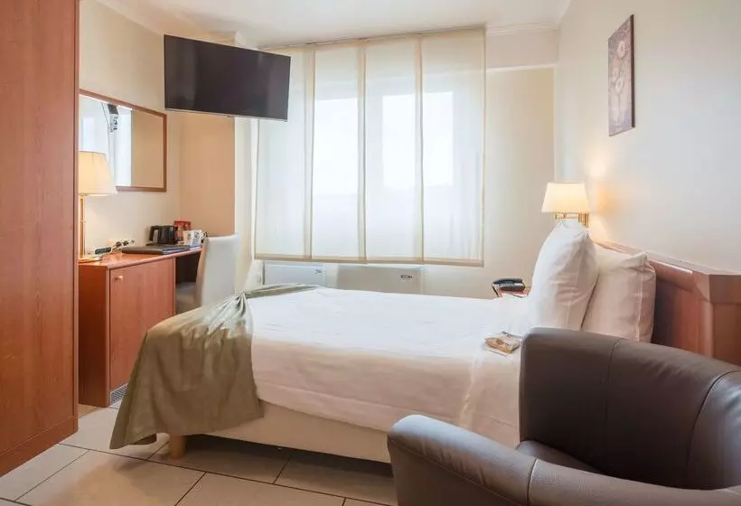 Best Western Plus Grand Hotel Victor Hugo