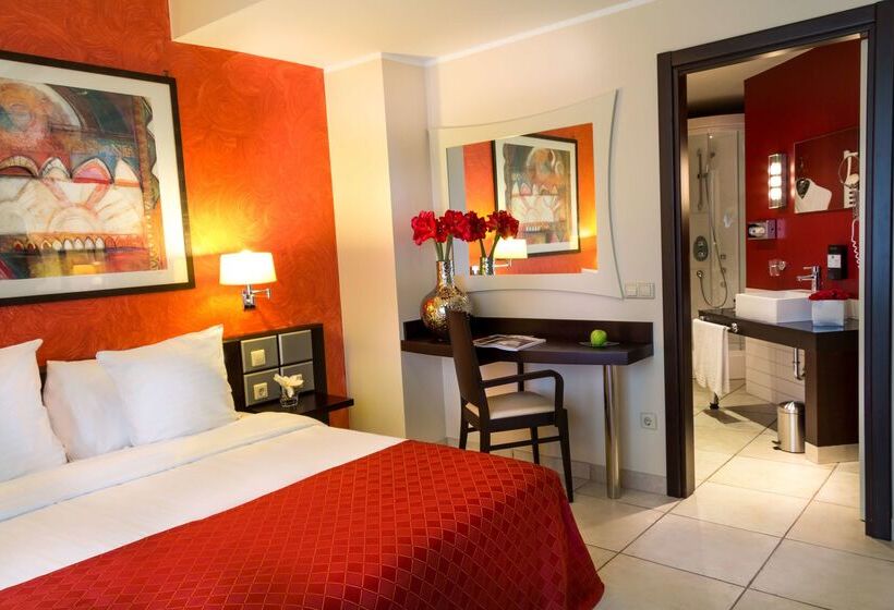 Best Western Plus Grand Hotel Victor Hugo