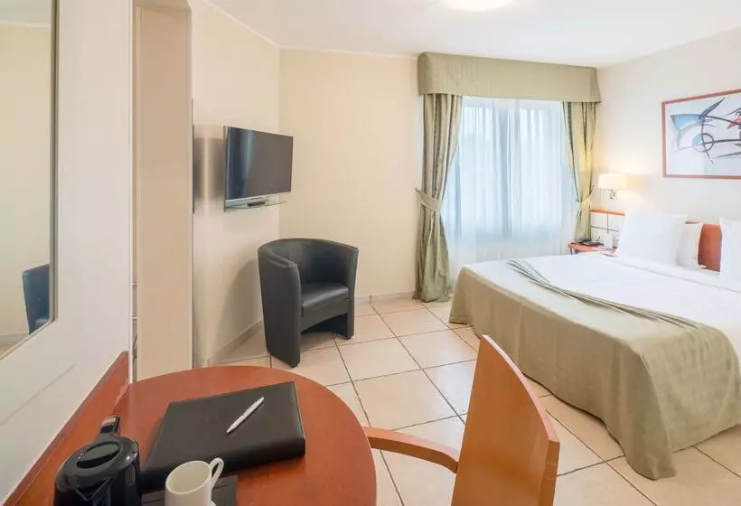 Best Western Plus Grand Hotel Victor Hugo