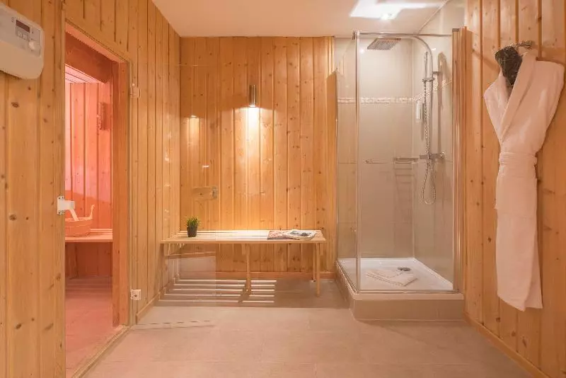 Best Western Plus Grand Hotel Victor Hugo