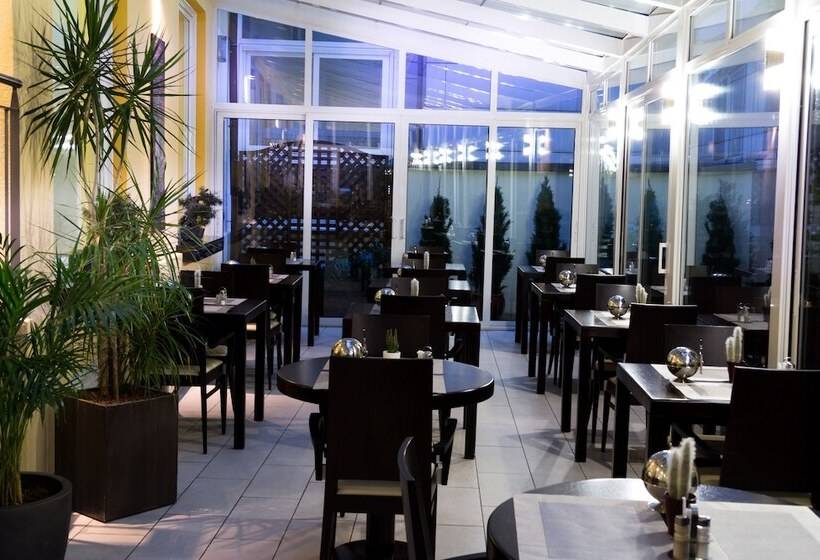 Best Western Plus Grand Hotel Victor Hugo