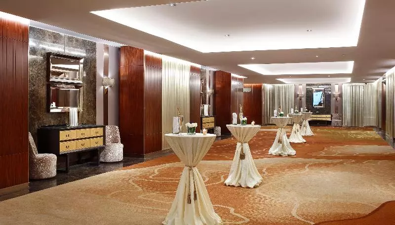 هتل Crowne Plaza Kunming City Centre By Ihg