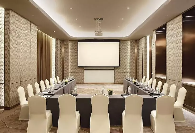 هتل Crowne Plaza Kunming City Centre By Ihg