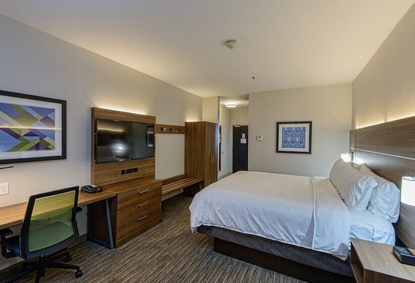 Отель Holiday Inn Express & Suites Corpus Christi, An Ihg