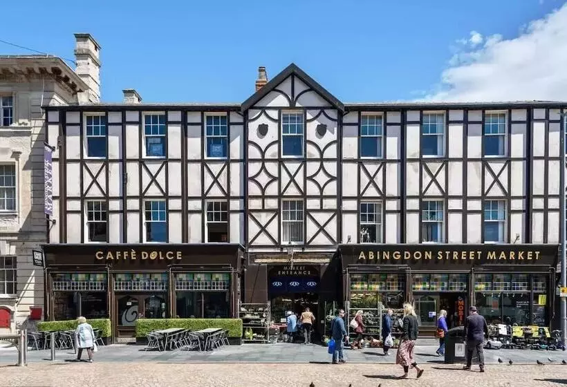 Отель Jesmond International