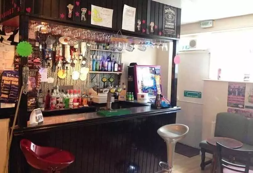 Отель Jesmond International