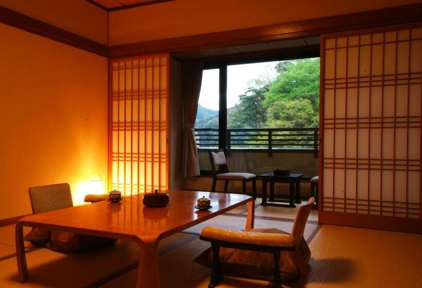 בית מלון כפרי Kawaguchiya Kinosaki Riverside