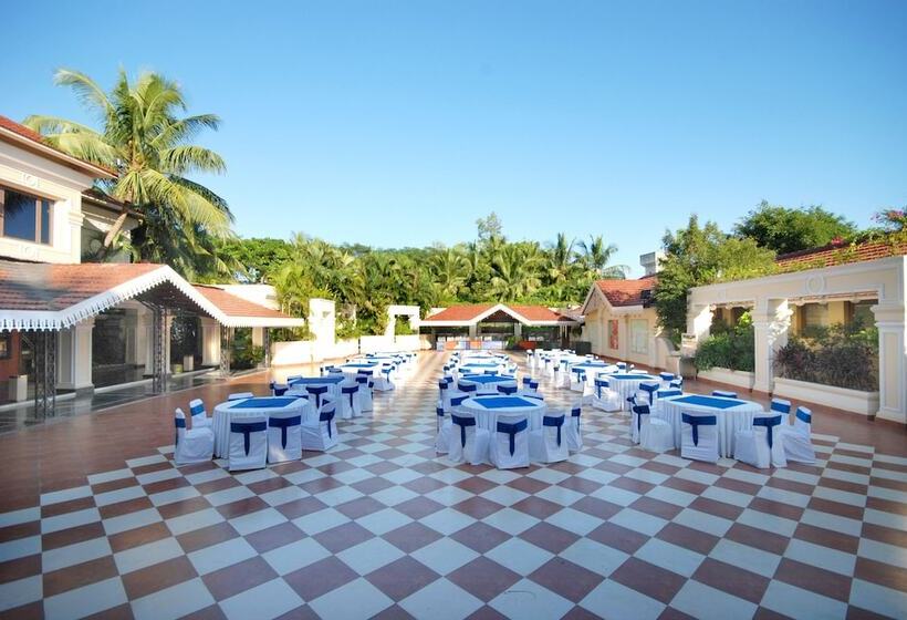 בית מלון כפרי Mayfair Lagoon