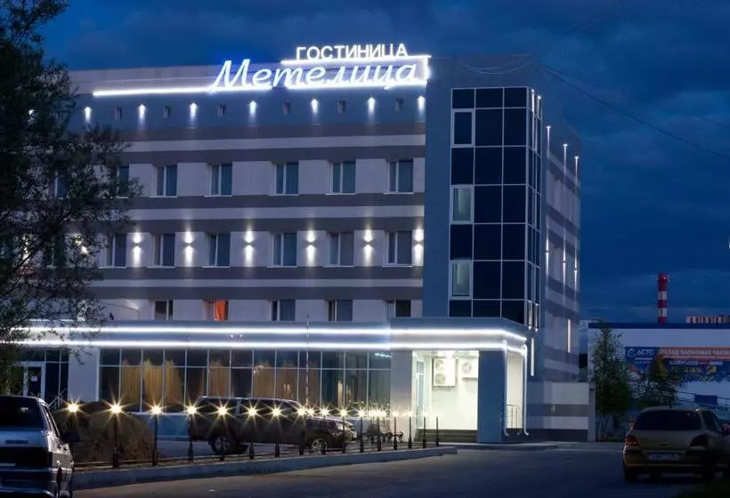 酒店 Metelitsa