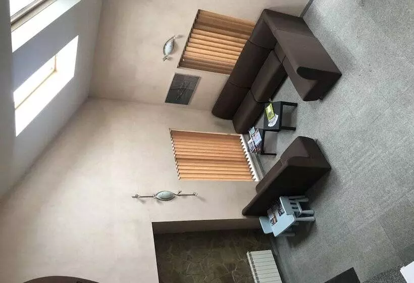 בית מלון כפרי Old Port