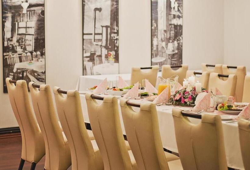 בית מלון כפרי Pod Lwem