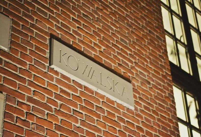 בית מלון כפרי Pod Lwem