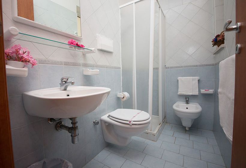 فندق Rivazzurra Club Residence Village