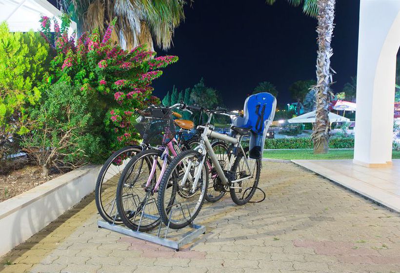 فندق Rivazzurra Club Residence Village